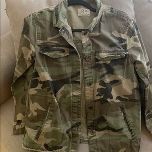 Girls green camo jacket.